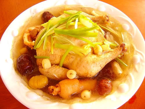 Món canh gà rượu bâu
