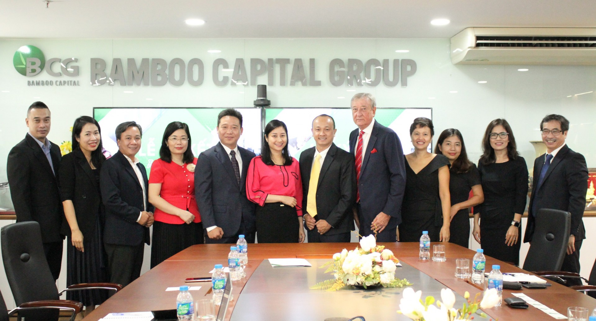 Bảo hiểm AAA ký kết chiến lược với công ty môi giới bảo hiểm lớn nhất thế giới