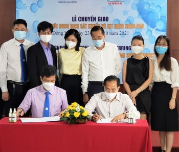 Trường Đại học Lạc Hồng ký kết chuyển giao công thức khoa học vào ứng dụng thực tiễn