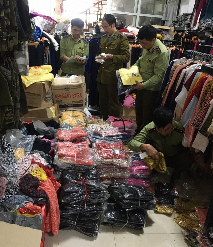 Kiểm tra cửa hàng Bình Dung do ông Lê Thanh Bình làm chủ (chủ tài khoản Facebook: https://www.facebook.com/TranDung.ThoiTrang)