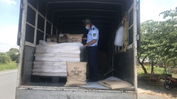 Bản tin hàng giả, hàng nhái: Bắt giữ 5 tấn đường "Made in Japan" vi phạm nhãn