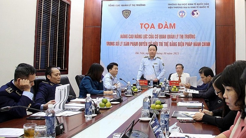 Tọa đàm được tổ chức trực tuyến kháp các đơn vị trong lực lượng QLTT và nhận được sự quan tâm lớn từ mọi thành phần kinh tế bởi hiển nhiên công cuộc đấu tranh với hành vi xâm phạm sở hữu trí tuệ còn khá cam go.