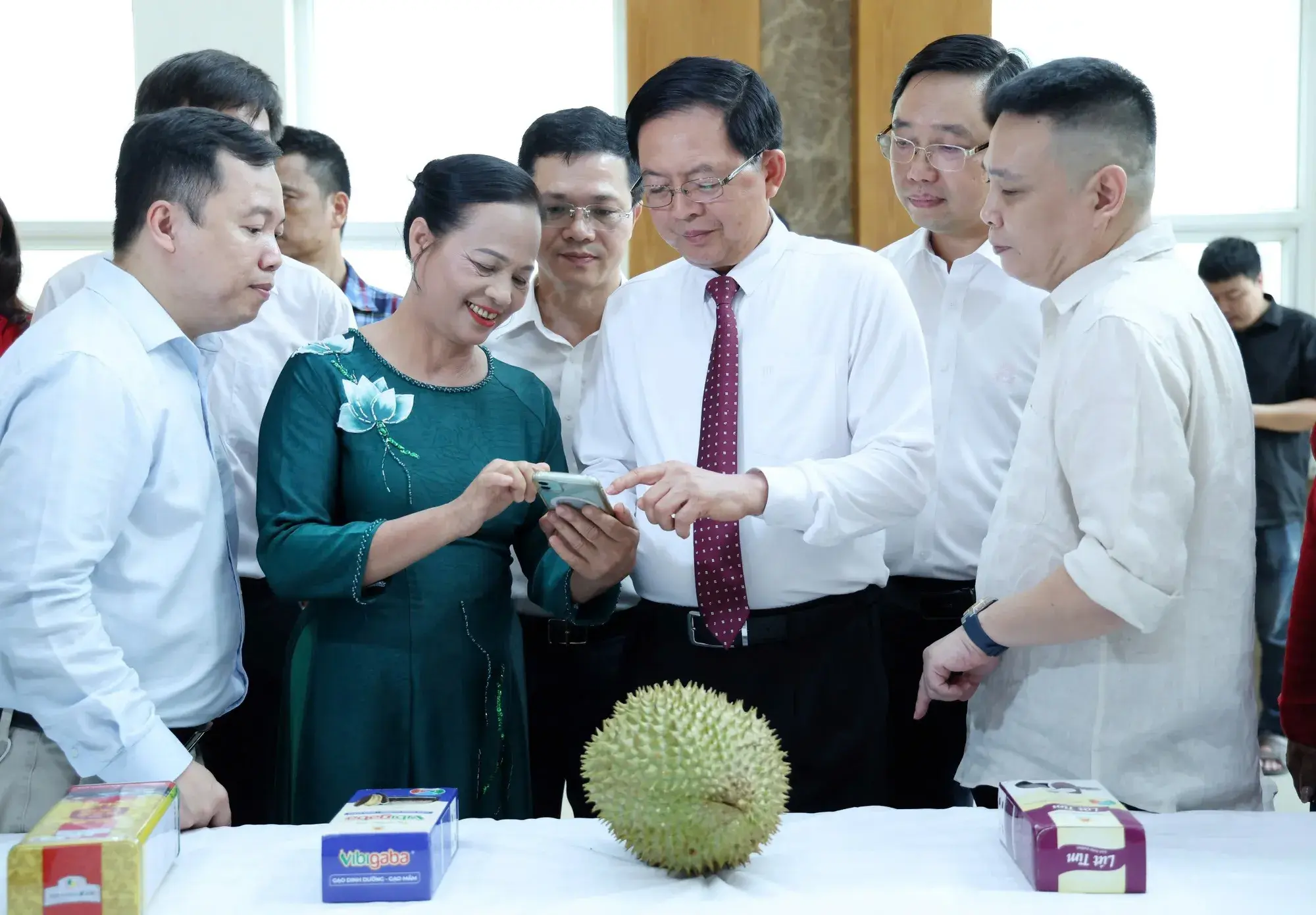 Truy xuất nguồn gốc: “Tấm hộ chiếu số” nâng tầm thương hiệu nông sản Việt