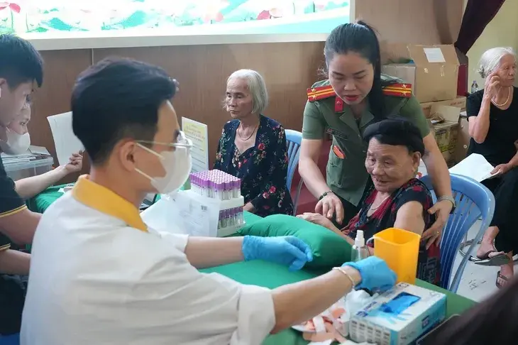 Quy tập thành công gần 1.500 hài cốt liệt sĩ, thu nhận khoảng 250.000 mẫu ADN của thân nhân liệt sĩ Quy tập thành công gần 1.500 hài cốt liệt sĩ, thu nhận khoảng 250.000 mẫu ADN của thân nhân liệt sĩ