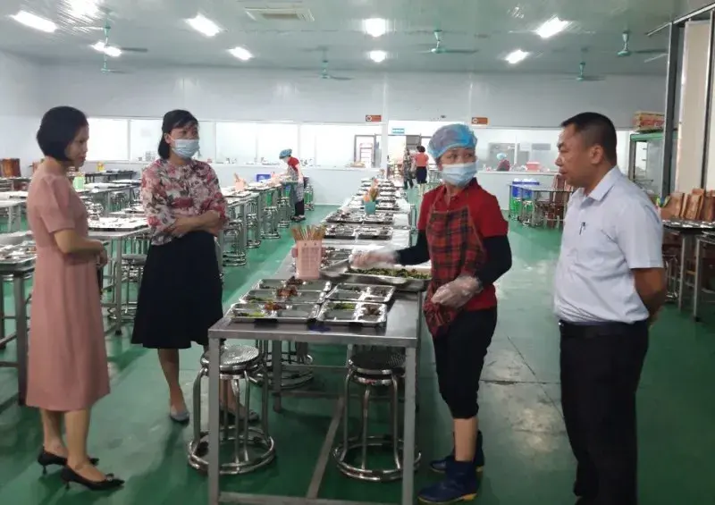 Hà Nội siết hậu kiểm an toàn thực phẩm từ cơ sở