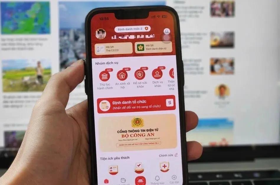 Người dân hưởng lợi lớn: Từ ngày mai, học bạ và bằng cấp sẽ được tích hợp trên ứng dụng này