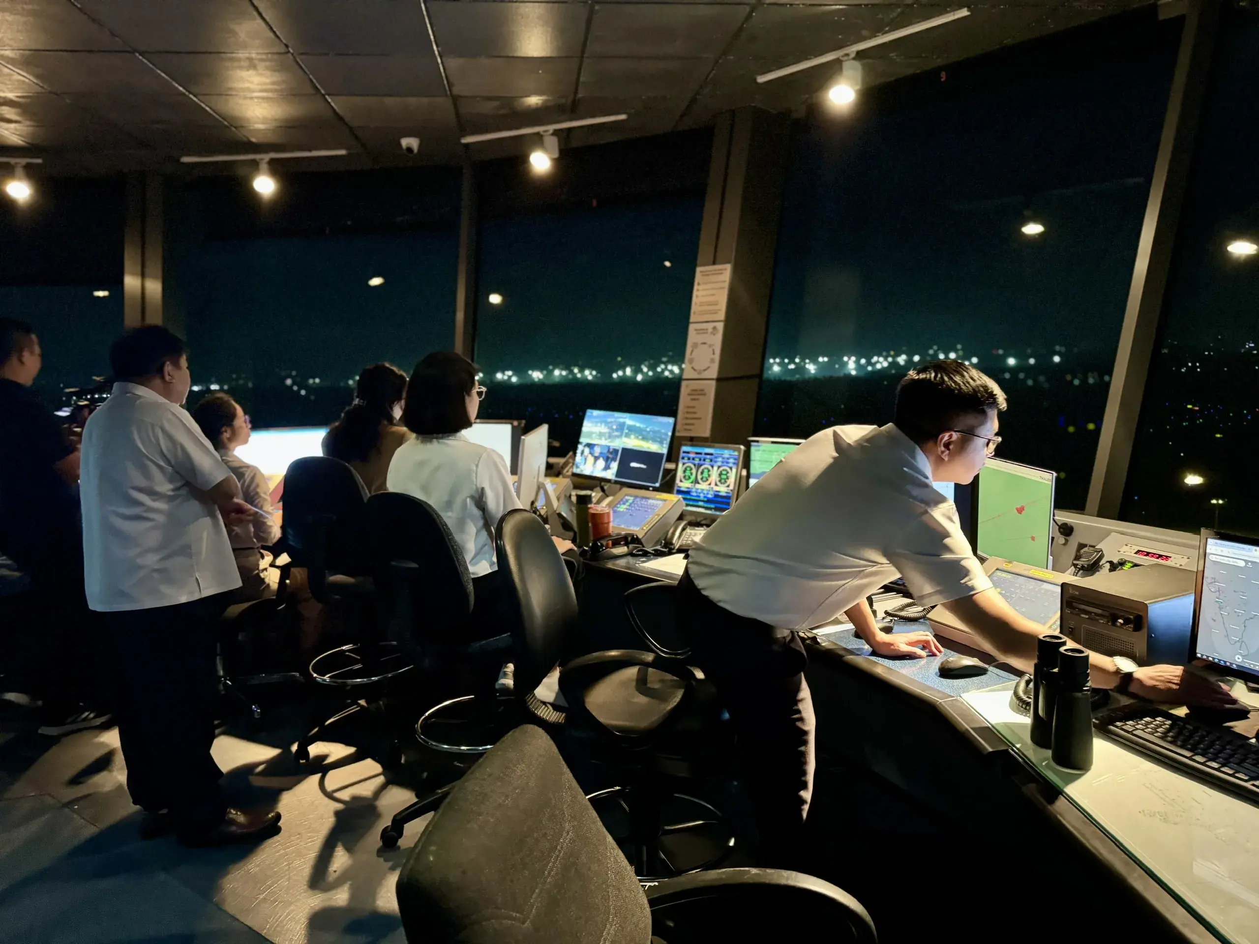 Xuất hiện thêm cố mới tại Tân Sơn Nhất khiến 21 chuyến bay bị ảnh hưởng Xuất hiện thêm cố mới tại Tân Sơn Nhất khiến 21 chuyến bay bị ảnh hưởng