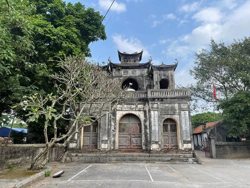Văn miếu hơn 400 năm tuổi nằm giữa vùng thương cảng vang danh một thời: Lâu đời chỉ sau Văn Miếu - Quốc Tử Giám, được xếp hạng Di tích quốc gia đặc biệt