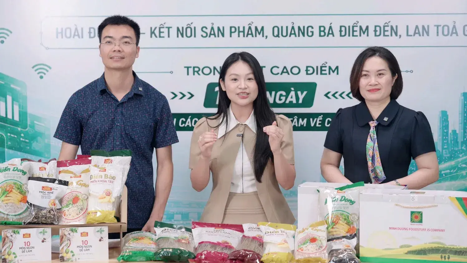 Đưa sản vật địa phương lên “chợ số”