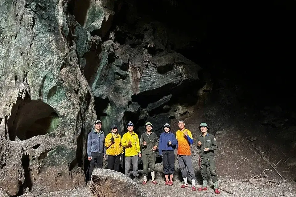 Việt Nam phát hiện hang động mới rộng gần 70m, có thể tồn tại thạch nhũ quy mô lớn và mạch nước ngầm chảy xuyên núi