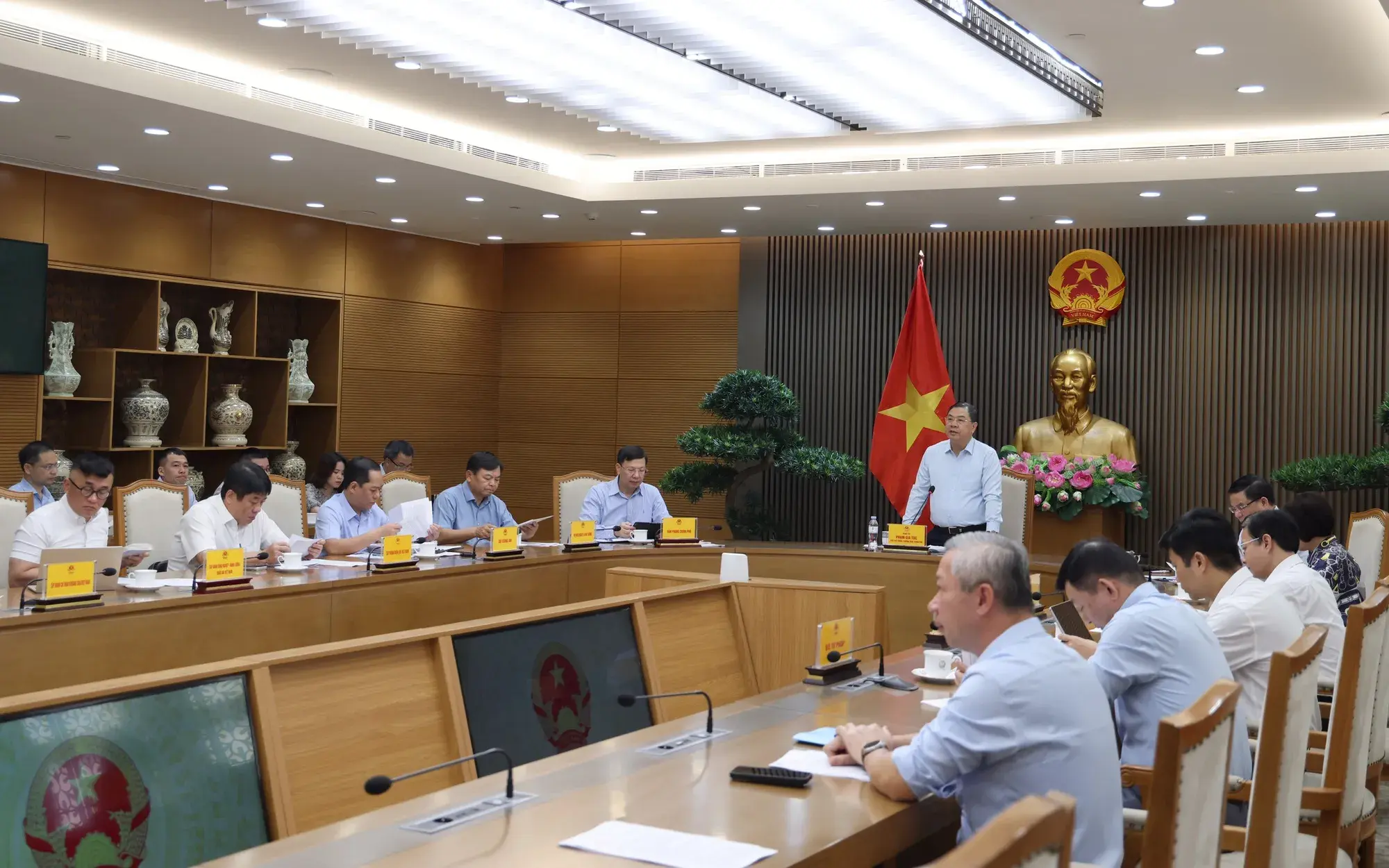 Nâng cao sức cạnh tranh của thương hiệu Việt: Đưa thị trường trong nước thành điểm tựa tăng trưởng bền vững