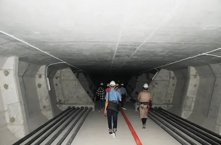 Việt Nam sở hữu "đường hầm bí ẩn" dài 4,5km hình thành từ 88 khoang đúc sẵn nằm trong lòng cầu vượt biển dài bậc nhất Đông Nam Á: Công nghệ lắp ghép quy mô lớn lần đầu được áp dụng- Ảnh 2.