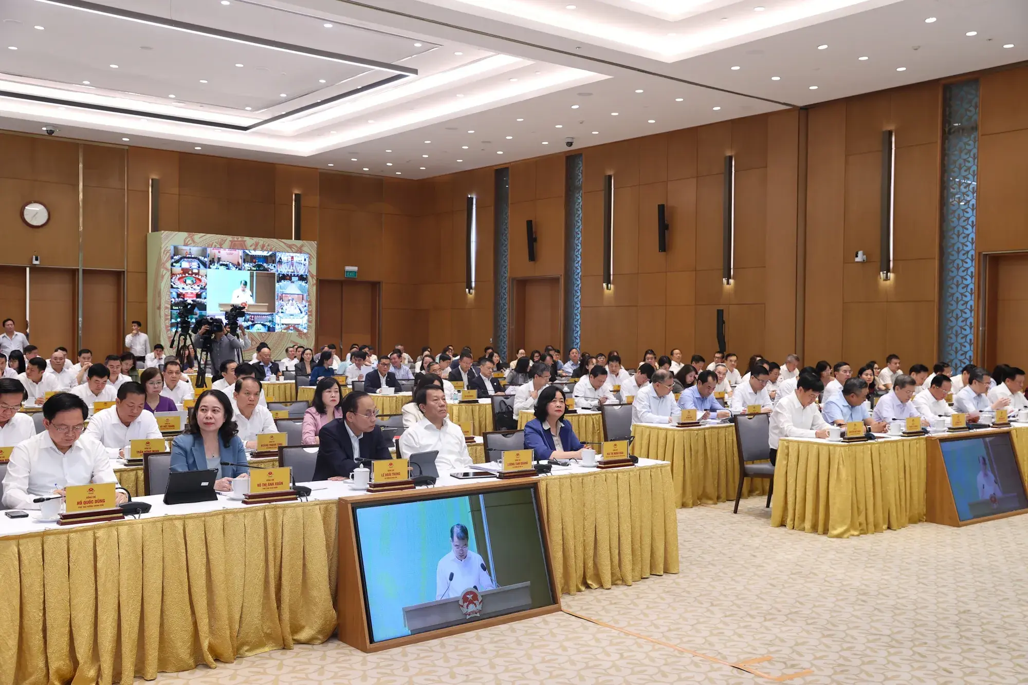 Tổng Bí thư, Chủ tịch nước Tô Lâm dự phiên họp Chính phủ thường kỳ tháng 6/2026 và Hội nghị trực tuyến Chính phủ với các địa phương- Ảnh 5.