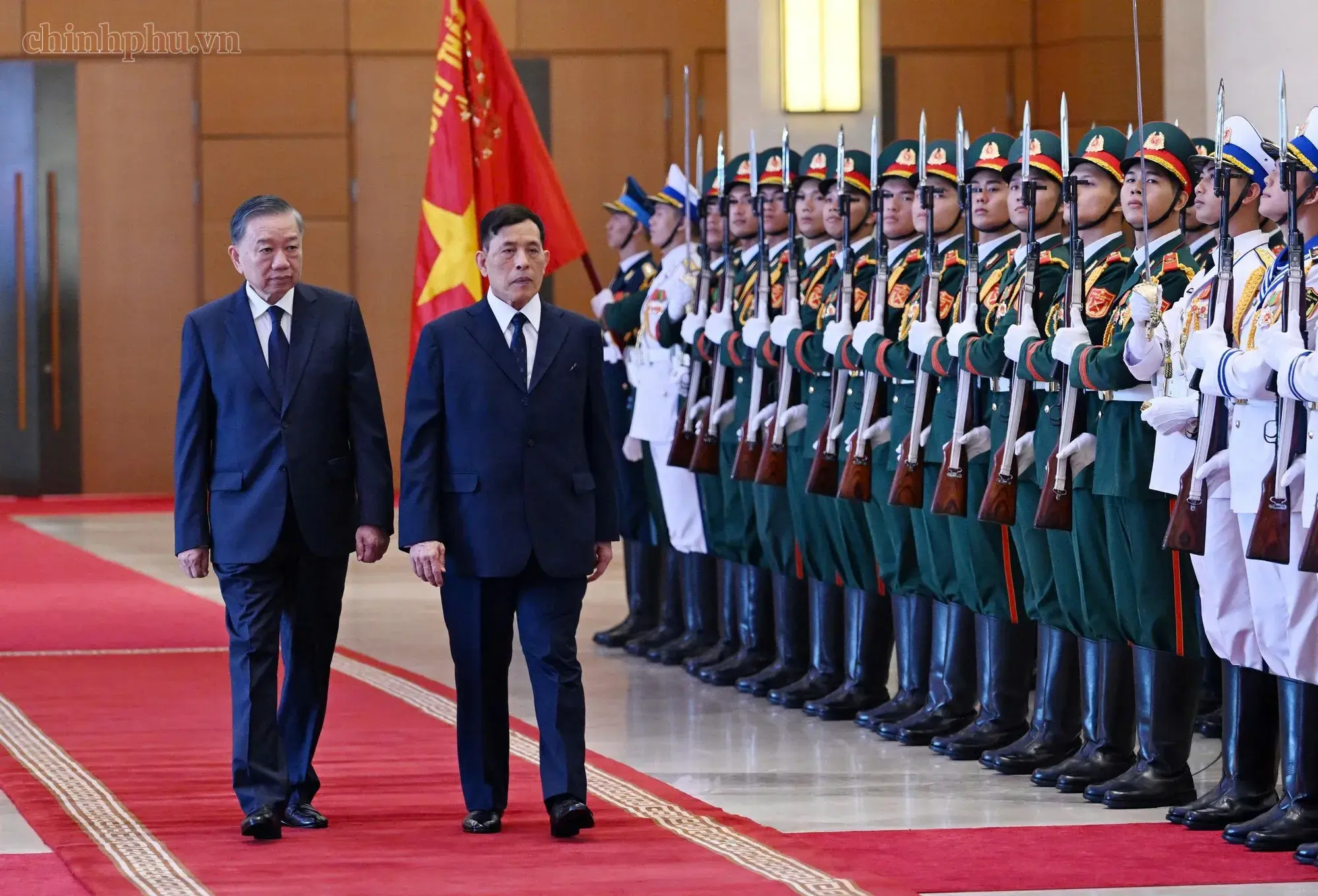 Tổng Bí thư, Chủ tịch nước Tô Lâm chủ trì Lễ đón chính thức Nhà vua Vương quốc Thái Lan và Hoàng hậu- Ảnh 3.