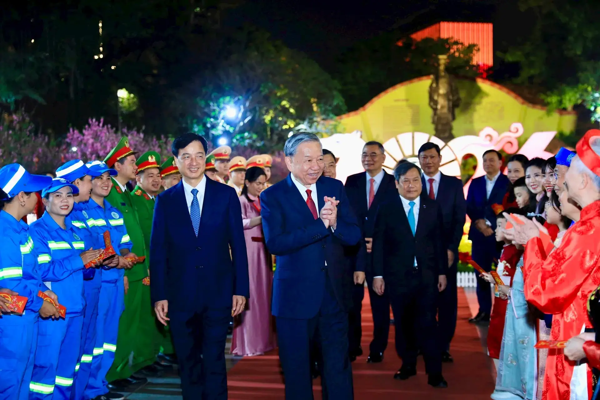 Tổng Bí thư Tô Lâm thăm, chúc Tết Đảng bộ, chính quyền, nhân dân Thủ đô Hà Nội