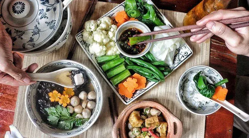 Tháng Cô Hồn ăn chay đã có ai biết nguồn gốc phong tục này chưa?