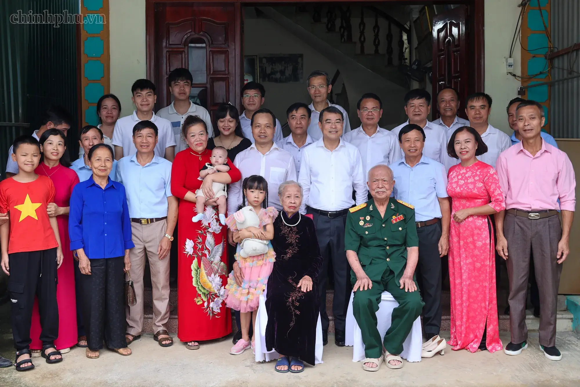 Thủ tướng Lê Minh Hưng tưởng niệm Chủ tịch Hồ Chí Minh, Đại tướng Võ Nguyên Giáp và các Anh hùng liệt sĩ tại Điện Biên Phủ- Ảnh 10.