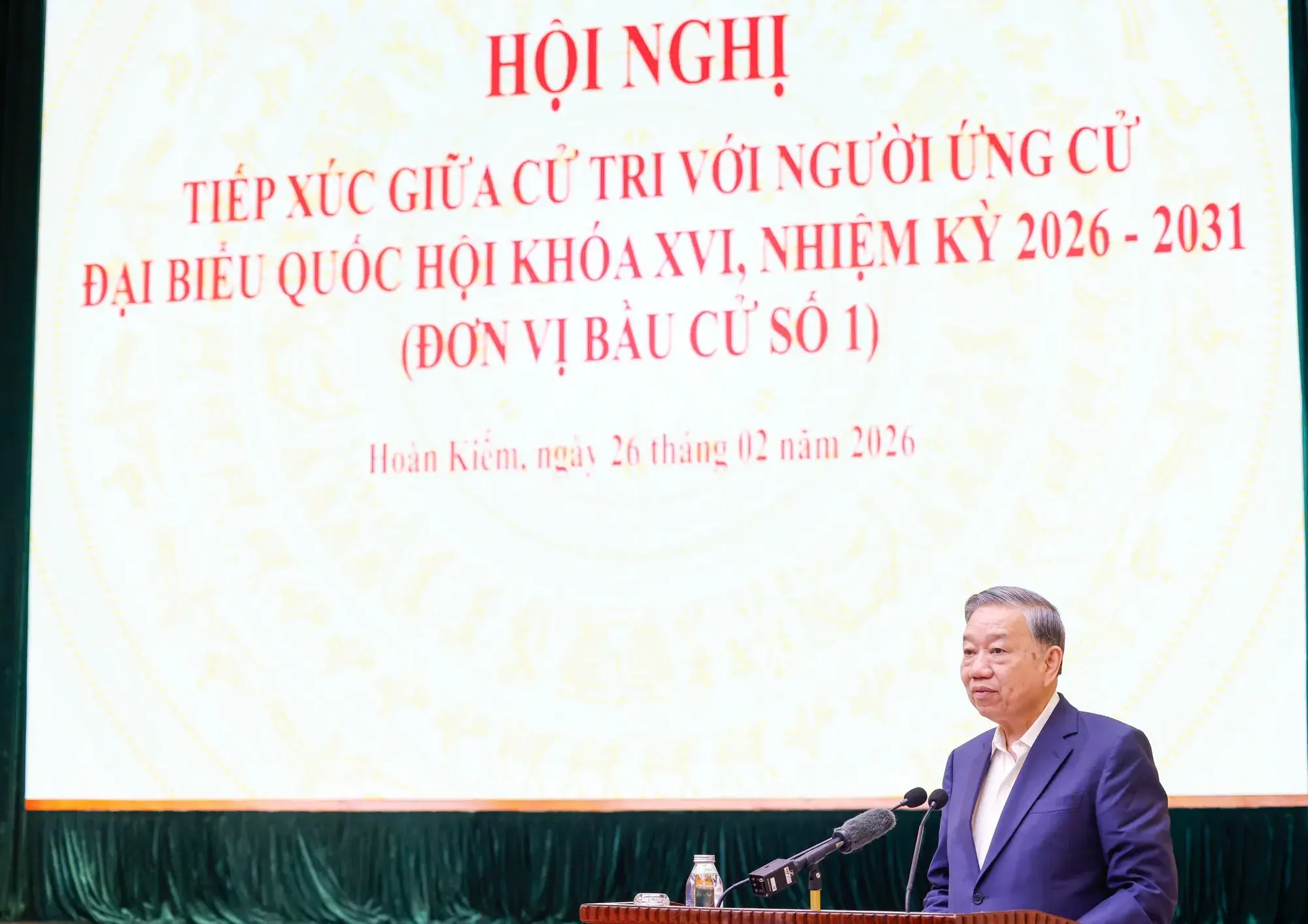 Tổng Bí thư Tô Lâm dự Hội nghị tiếp xúc giữa cử tri với người ứng cử đại biểu Quốc hội khóa XVI tại Hà Nội- Ảnh 4. Tổng Bí thư Tô Lâm dự Hội nghị tiếp xúc giữa cử tri với người ứng cử đại biểu Quốc hội khóa XVI tại Hà Nội- Ảnh 4.