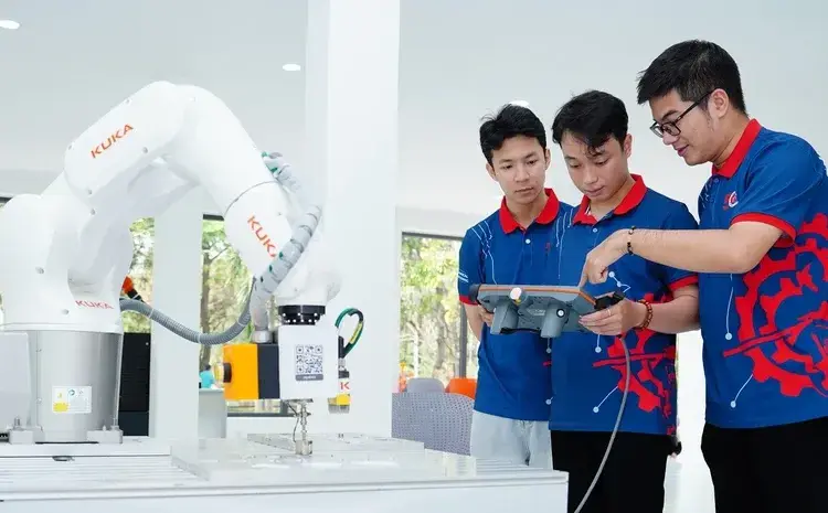 Giảng dạy, học tập trong lĩnh vực điện hạt nhân được học phí, học bổng, sinh  hoạt phí