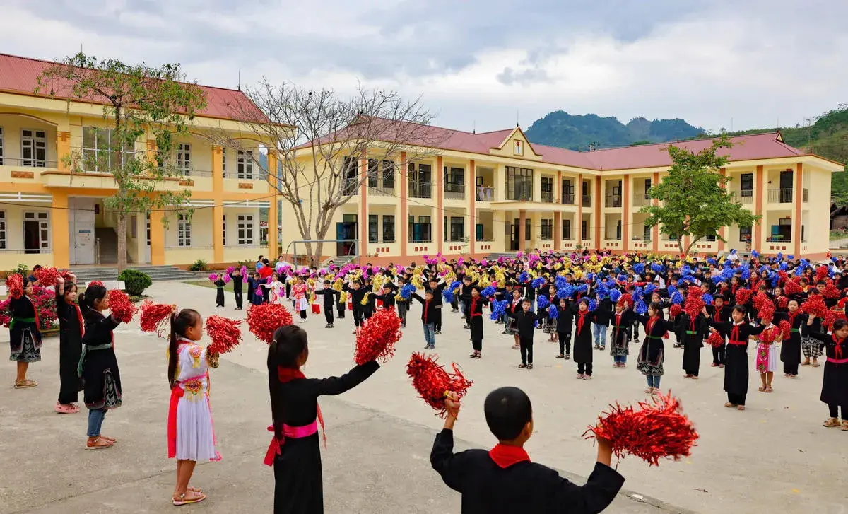 Học sinh trường phổ thông nội trú và trường nội trú tại các xã biên giới đất liền được hỗ trợ đảm bảo các điều kiện ăn ở, học tập. Ảnh minh hoạ: Thanh Tùng